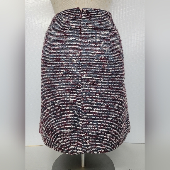 Elegant Multicolor Tweed Woven Skirt - Picture 6 of 8
